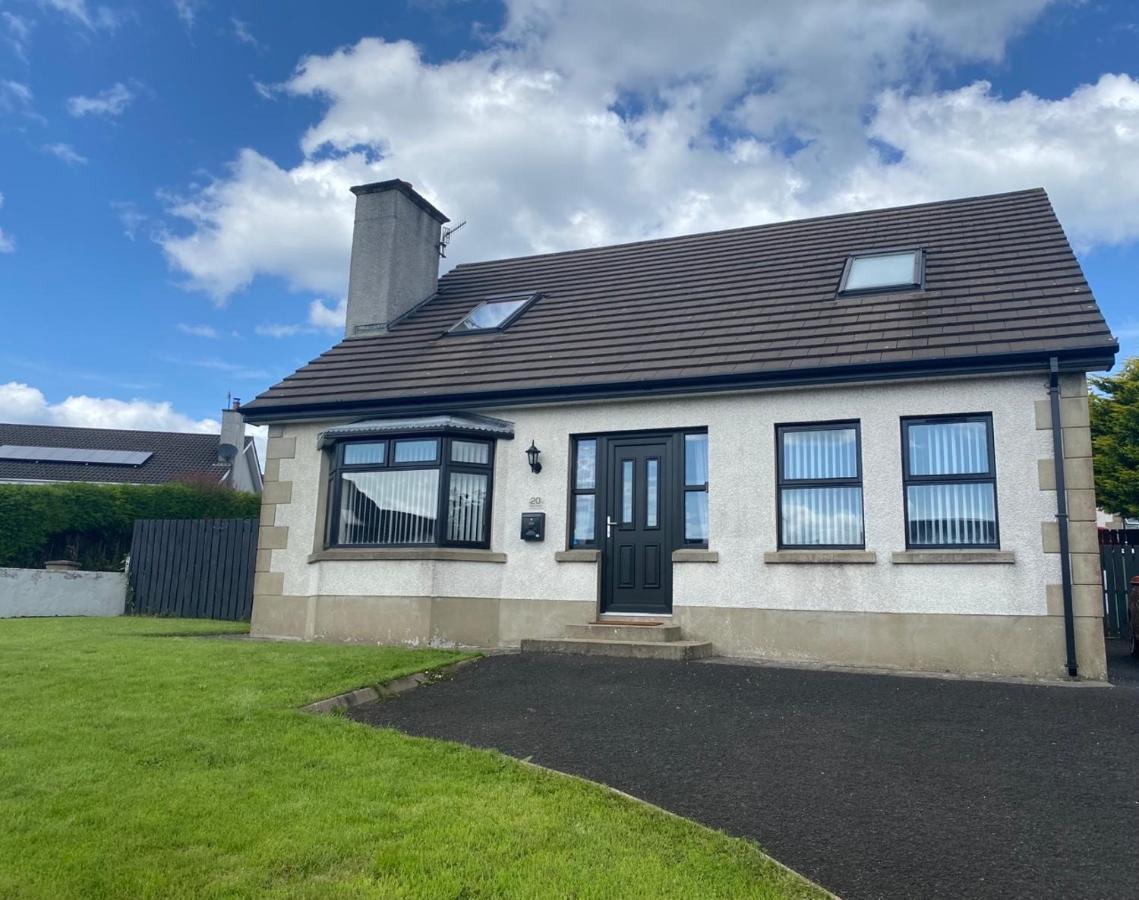 Holiday Home in Ballycastle - Fáinne na Cairde Exterior foto